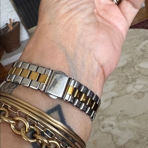 Citizen Quartz Two-Tone Watch 24mm - Picture 2 of 11